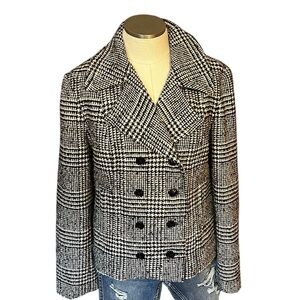 Banana Republic Elegant Black and White Houndstooth Peacoat